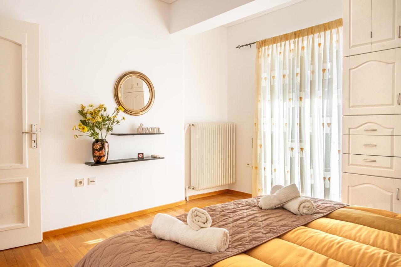 The Home Sweet Home - Family Friendly 2 Floor Apartment 칼라마타 외부 사진