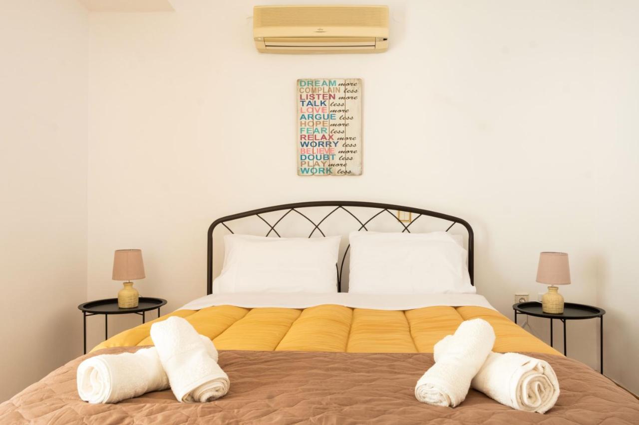 The Home Sweet Home - Family Friendly 2 Floor Apartment 칼라마타 외부 사진