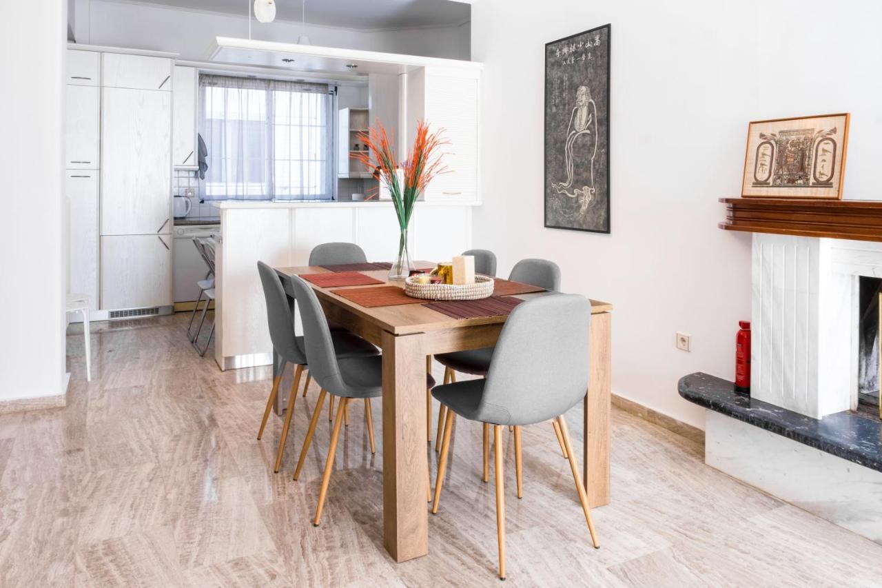The Home Sweet Home - Family Friendly 2 Floor Apartment 칼라마타 외부 사진